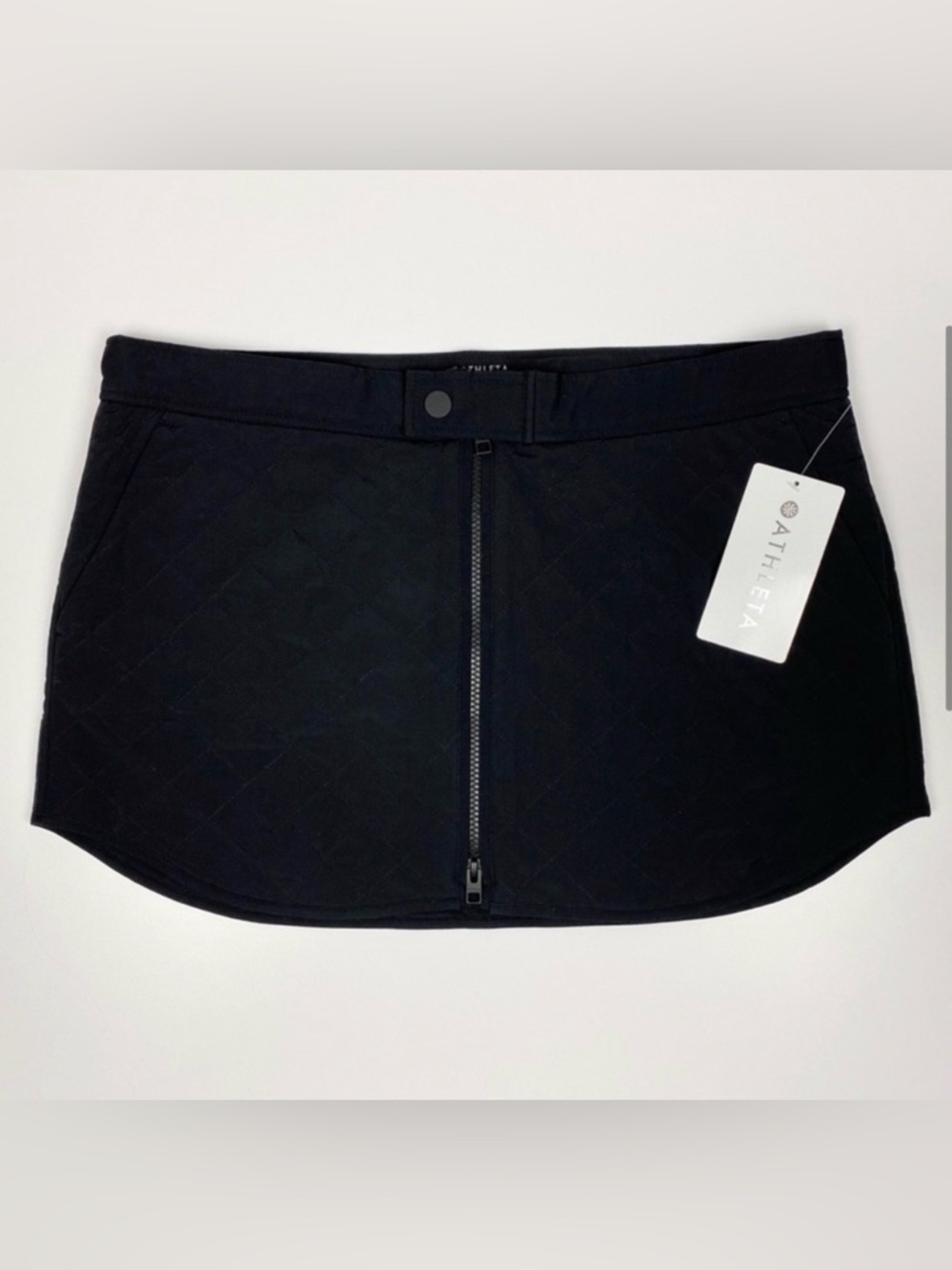 Athleta Toasty Buns Quilted Insulated Black Skirt Size 14 New with Tags